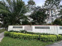 West Bay Condominium (D5), Condominium #500095151